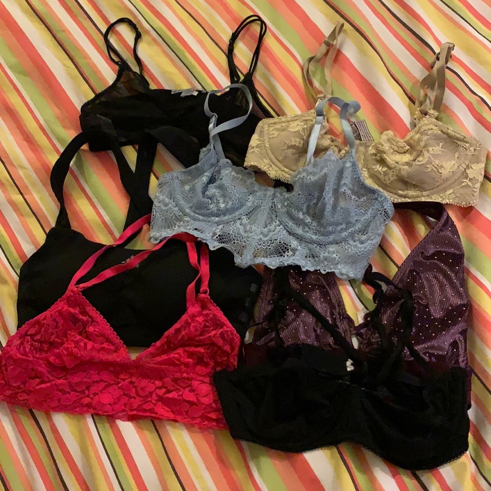 Extra small bra lot (10)